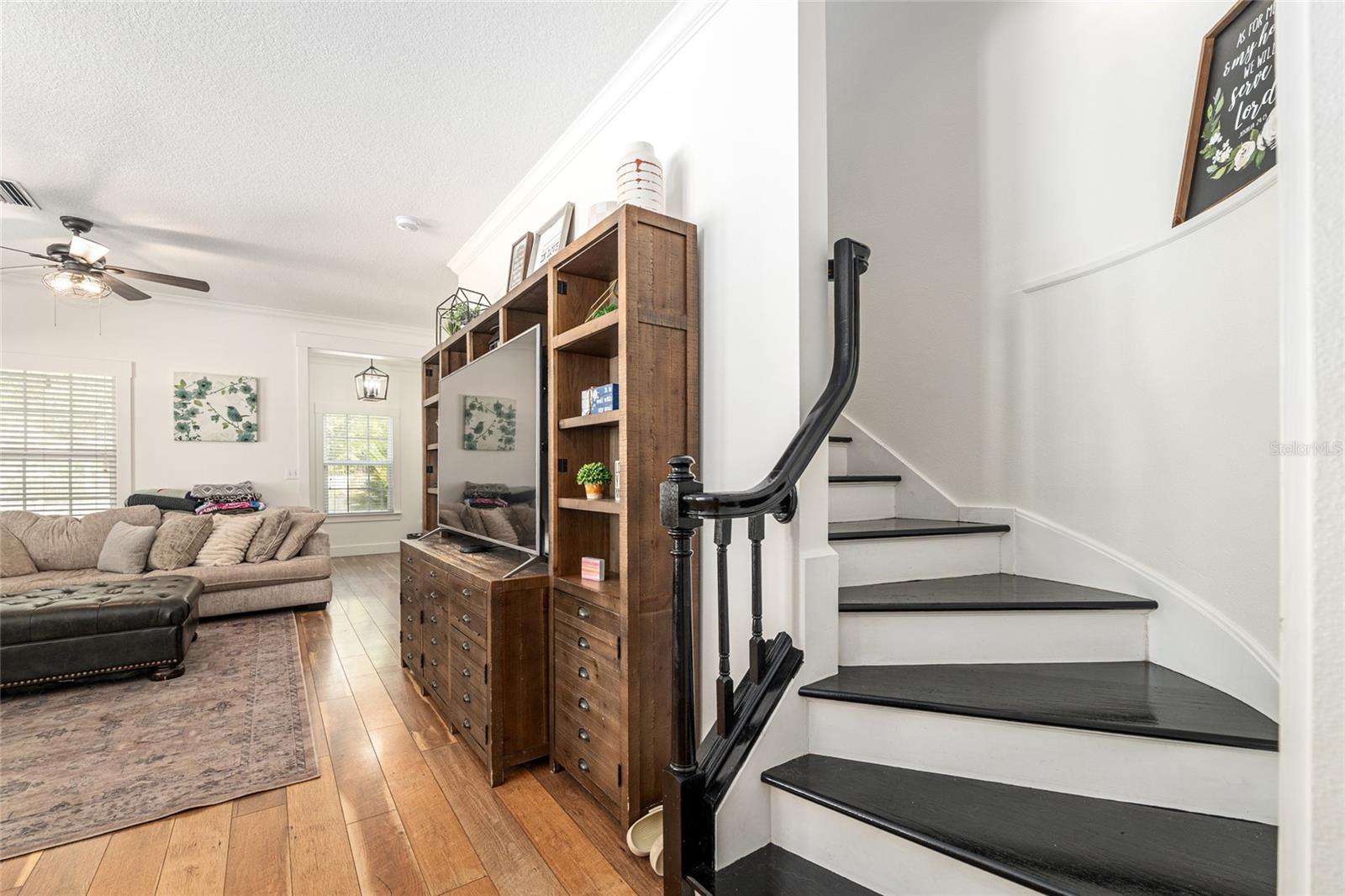 Image 28 of 81 For 12837 1st Place