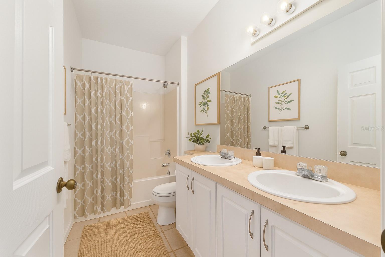 Image 19 of 40 For 13200 Newberry Road V120