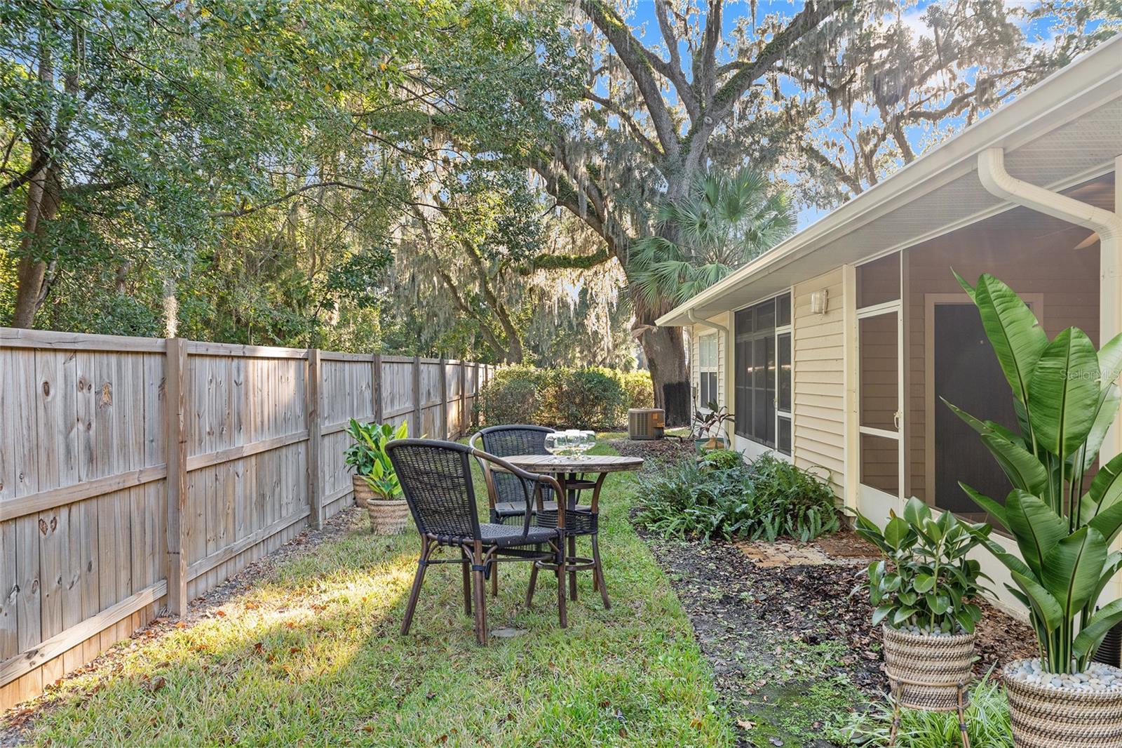 Image 26 of 40 For 13200 Newberry Road V120