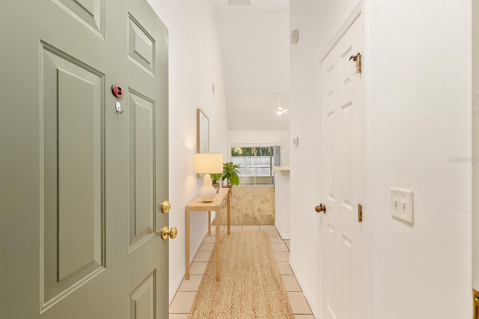 Image 6 of 40 For 13200 Newberry Road V120