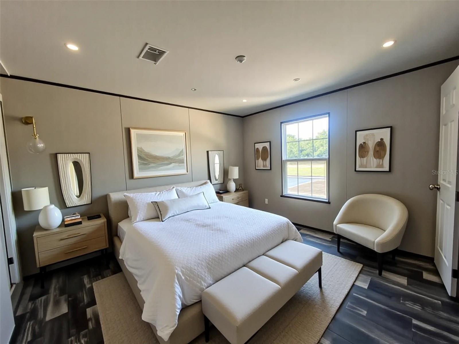 Image 6 of 15 For 10970 109th Street