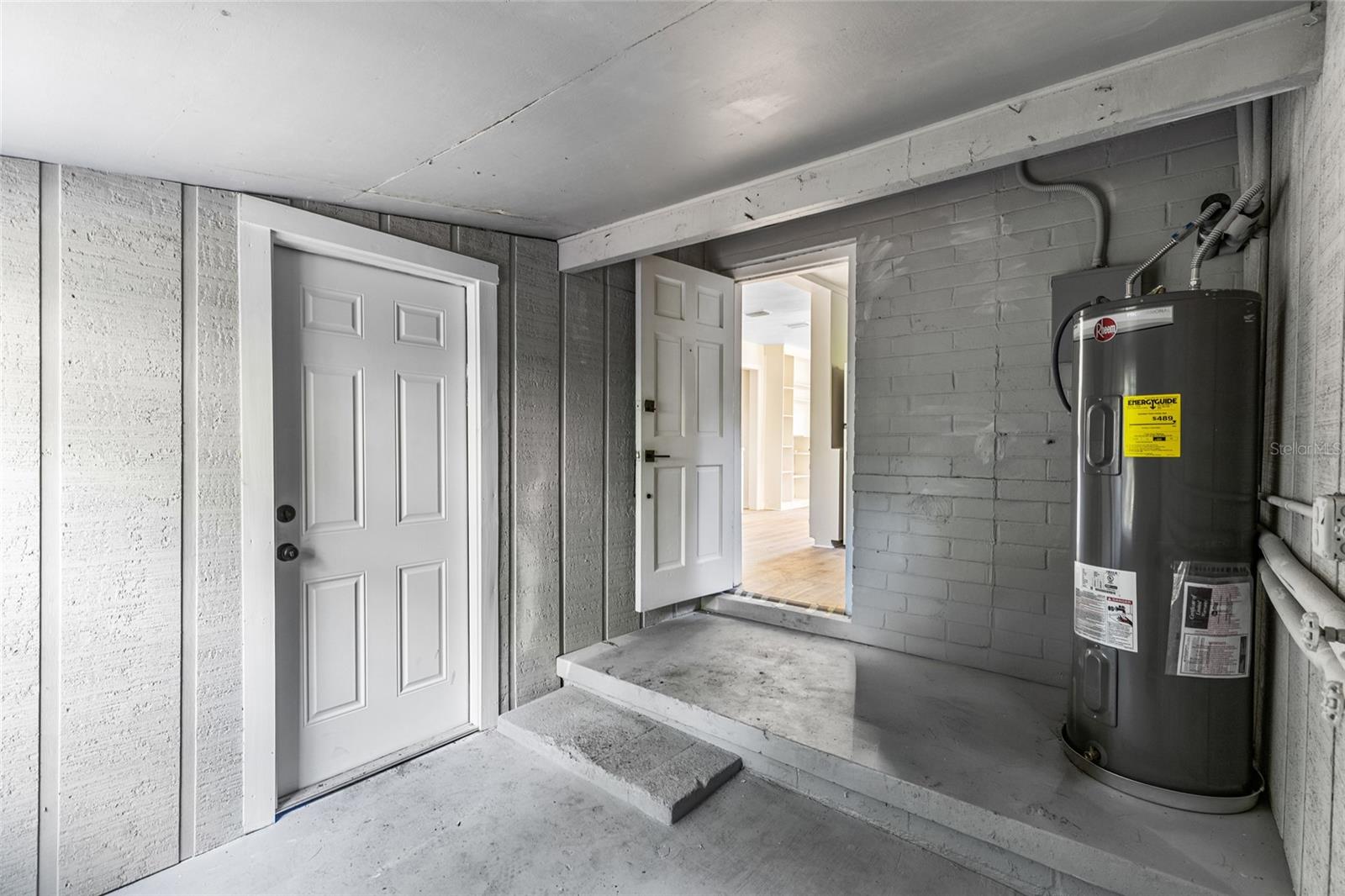 Image 16 of 22 For 3425 3rd Street