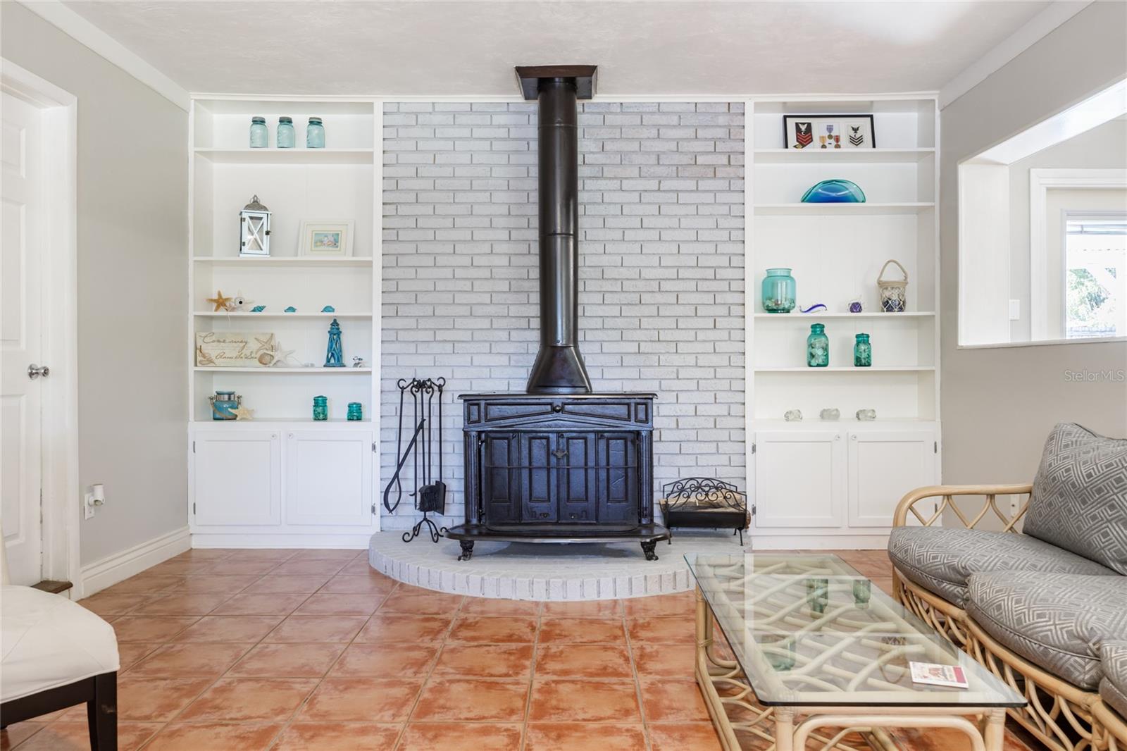 Image 16 of 50 For 3916 21st Terrace