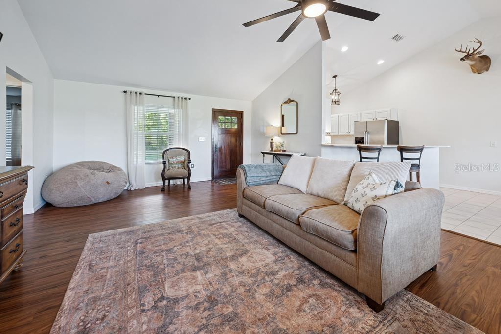 Image 25 of 56 For 6531 82nd Court