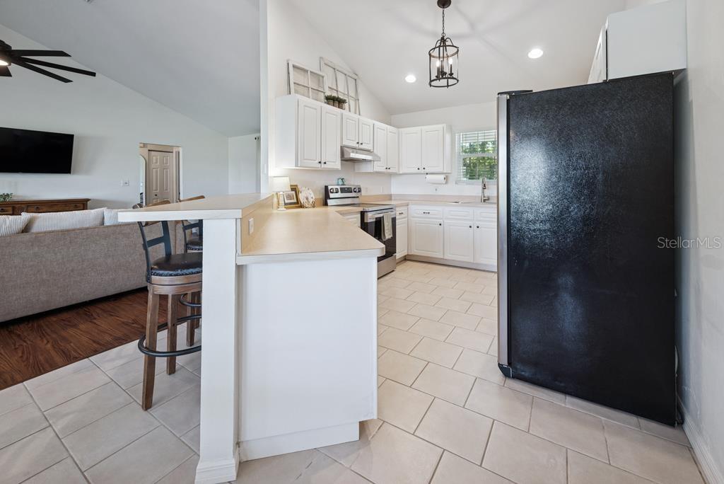 Image 34 of 56 For 6531 82nd Court