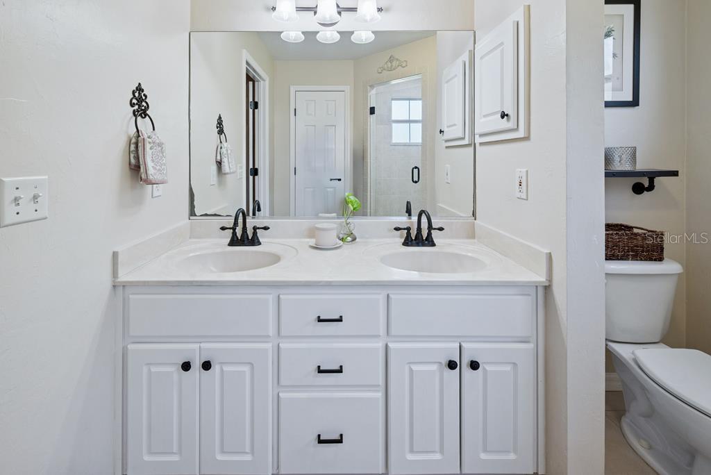 Image 43 of 56 For 6531 82nd Court