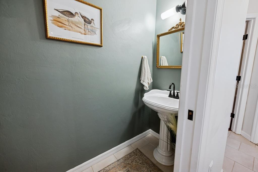 Image 46 of 56 For 6531 82nd Court