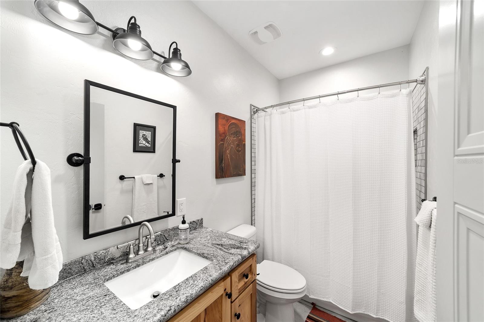 Image 21 of 87 For 19189 Us Highway 301