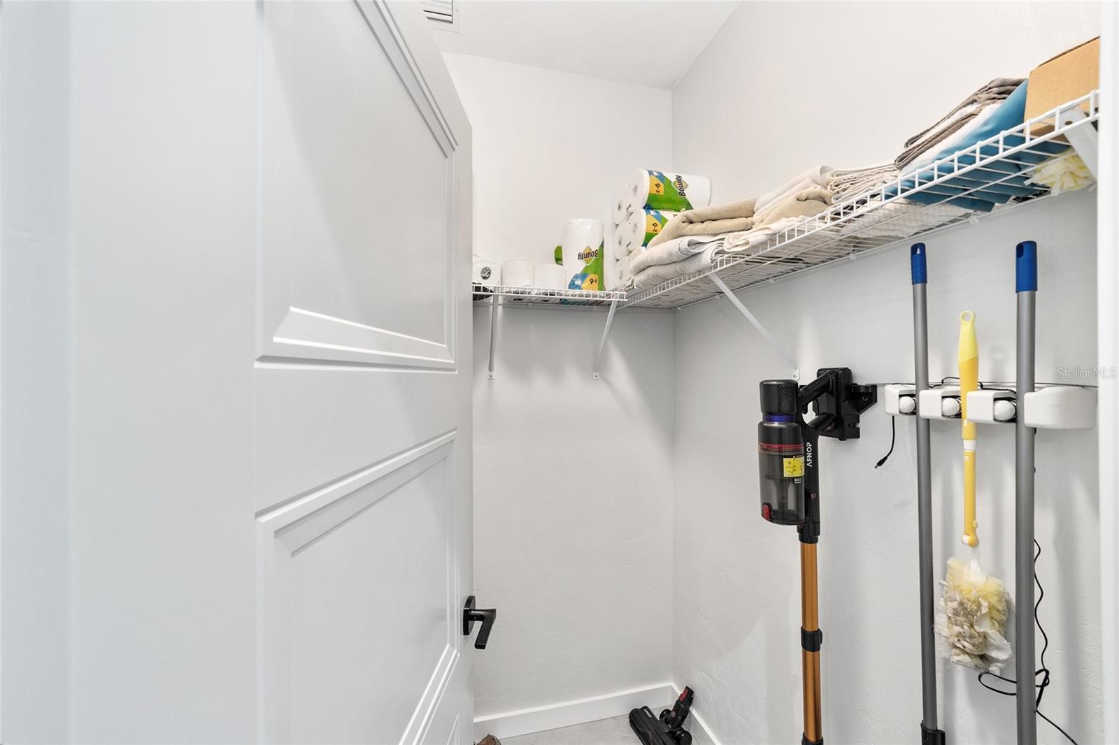 Image 23 of 87 For 19189 Us Highway 301