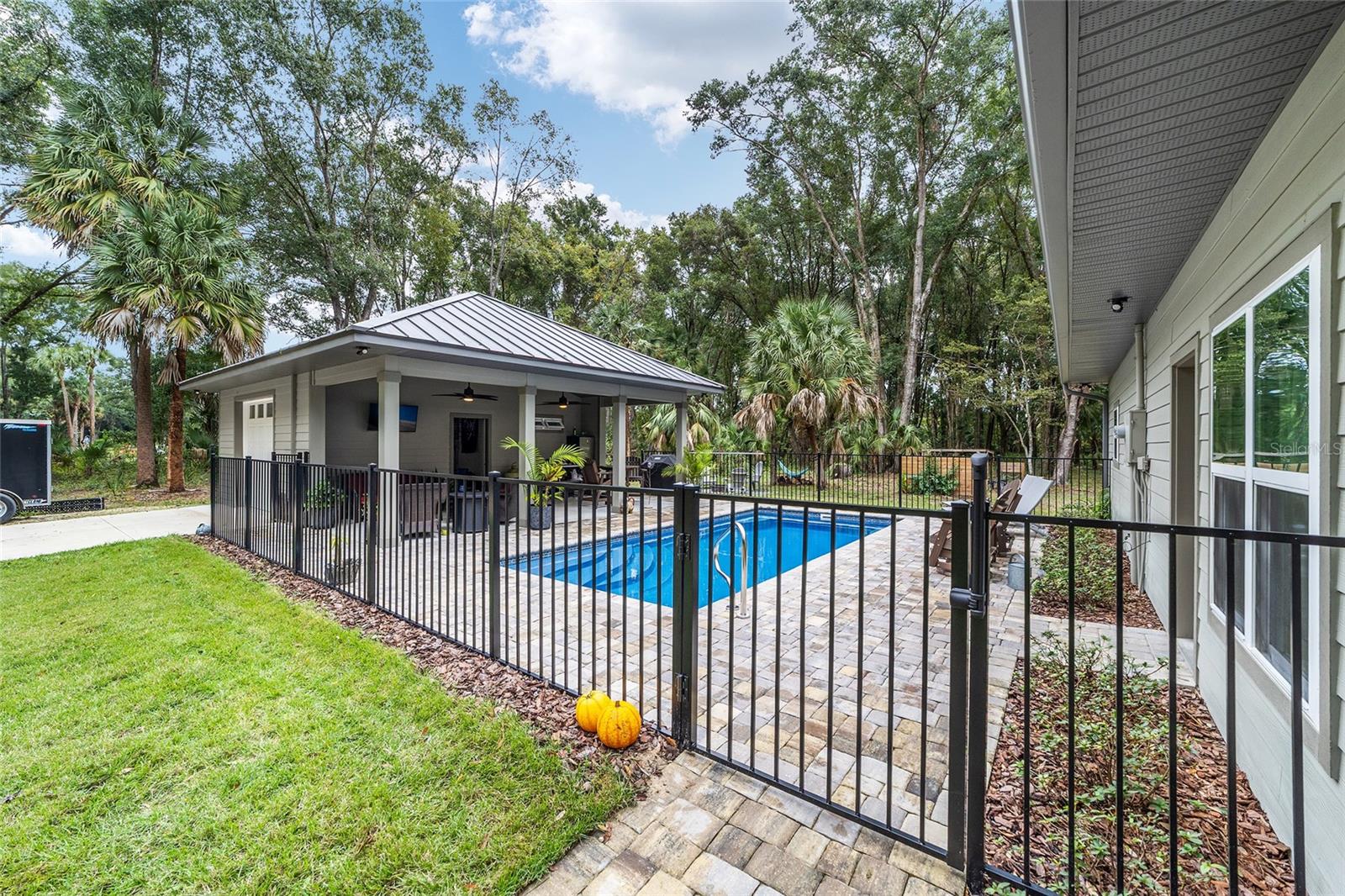 Image 25 of 87 For 19189 Us Highway 301