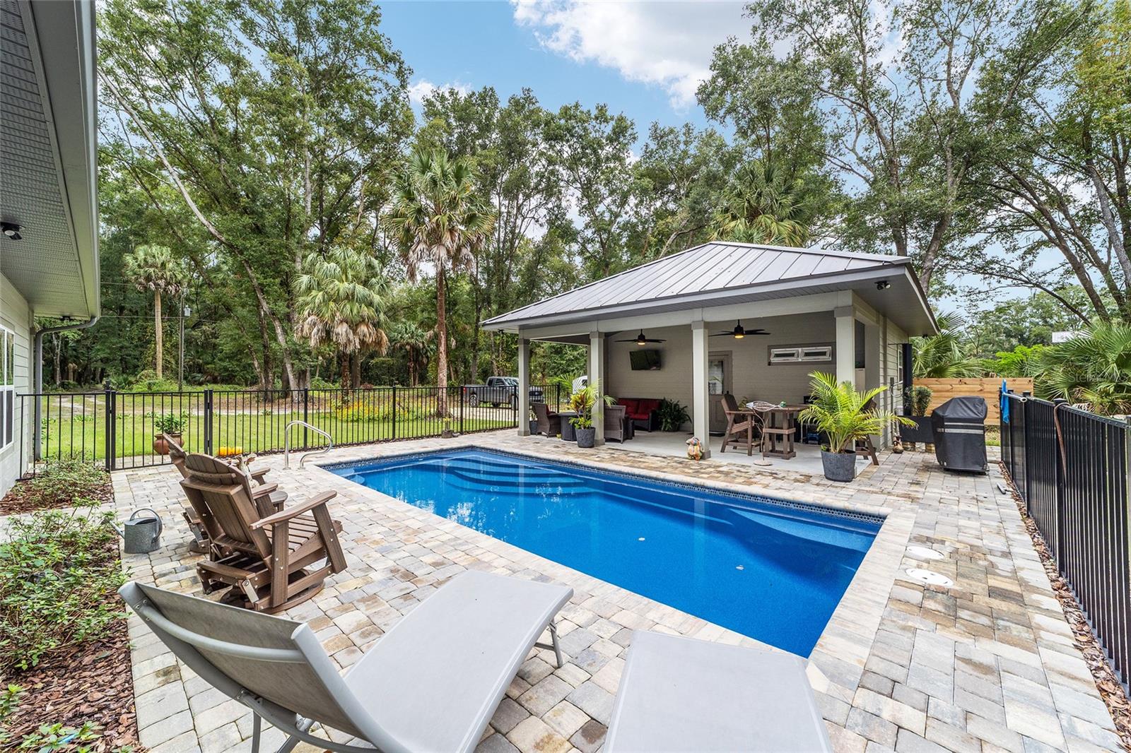 Image 30 of 87 For 19189 Us Highway 301