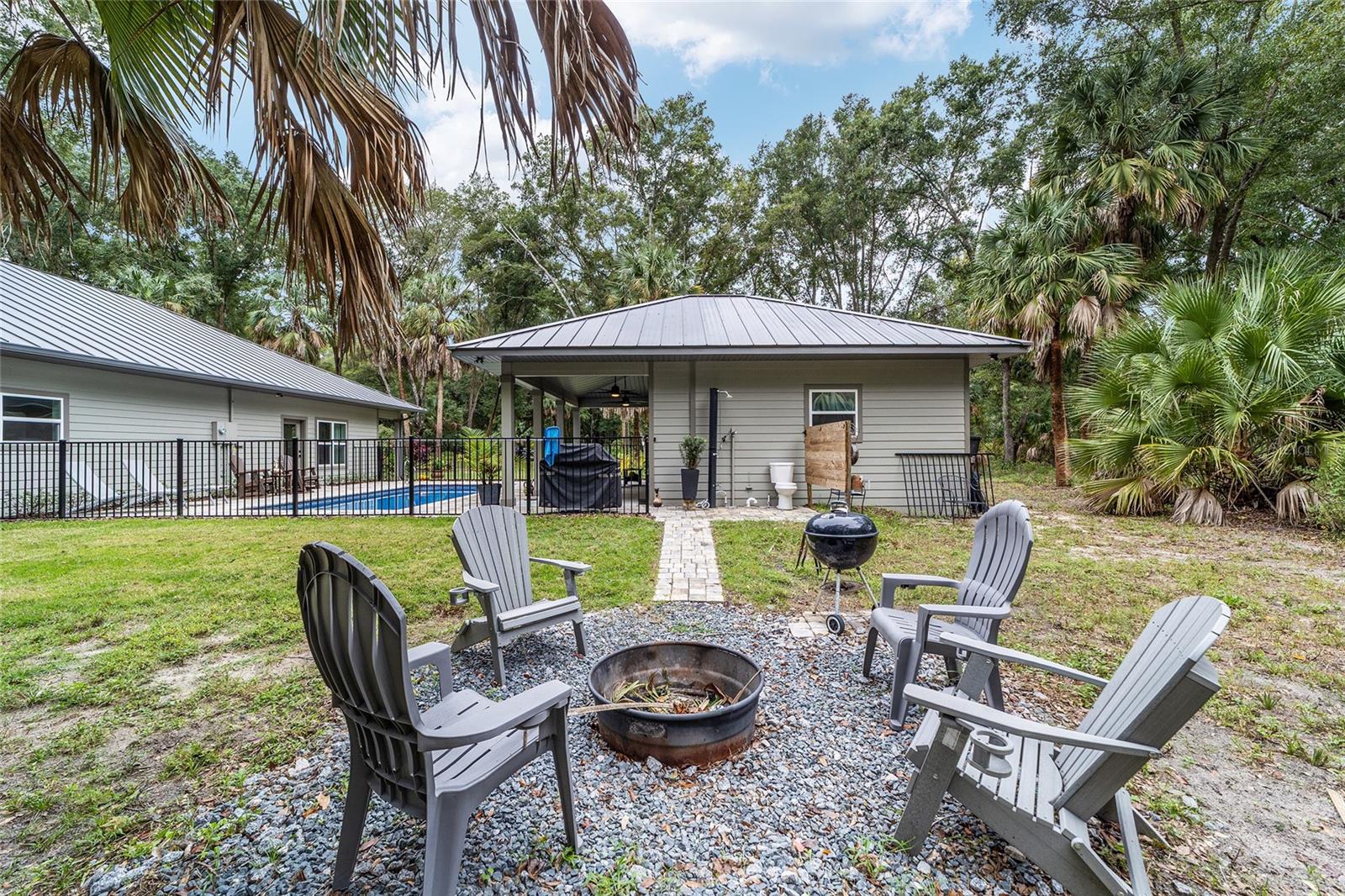 Image 33 of 87 For 19189 Us Highway 301