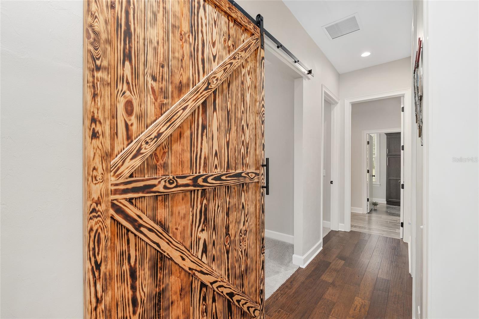 Image 27 of 61 For 17991 175th Avenue