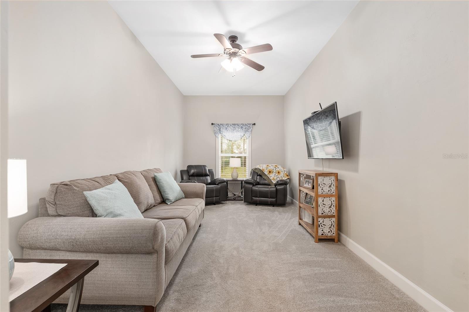 Image 28 of 61 For 17991 175th Avenue