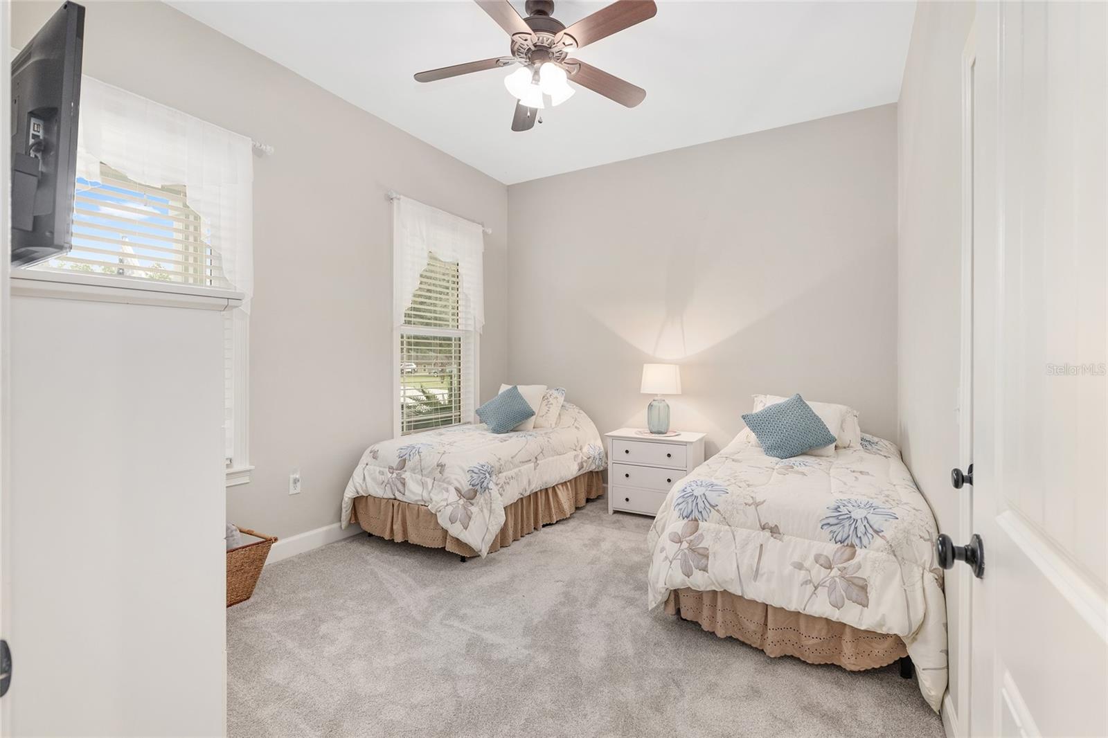 Image 30 of 61 For 17991 175th Avenue