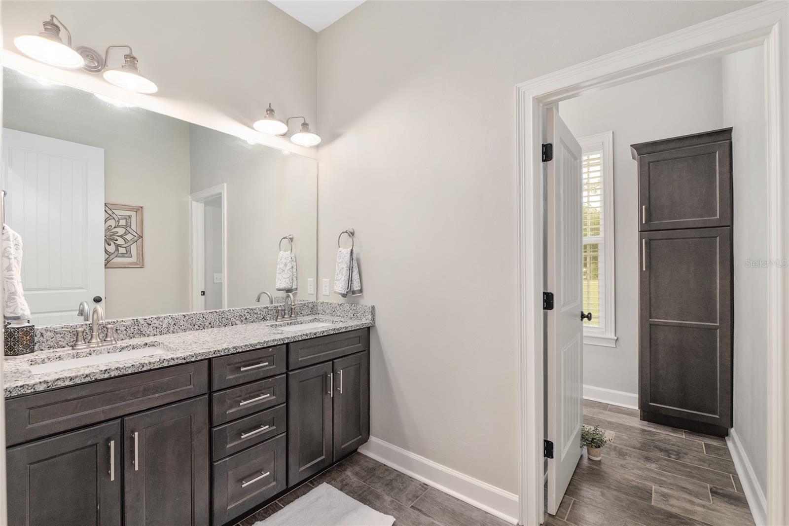 Image 31 of 61 For 17991 175th Avenue