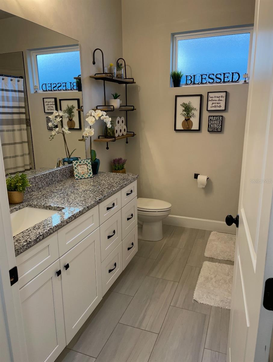 Image 2 of 16 For 15756 126 Lane