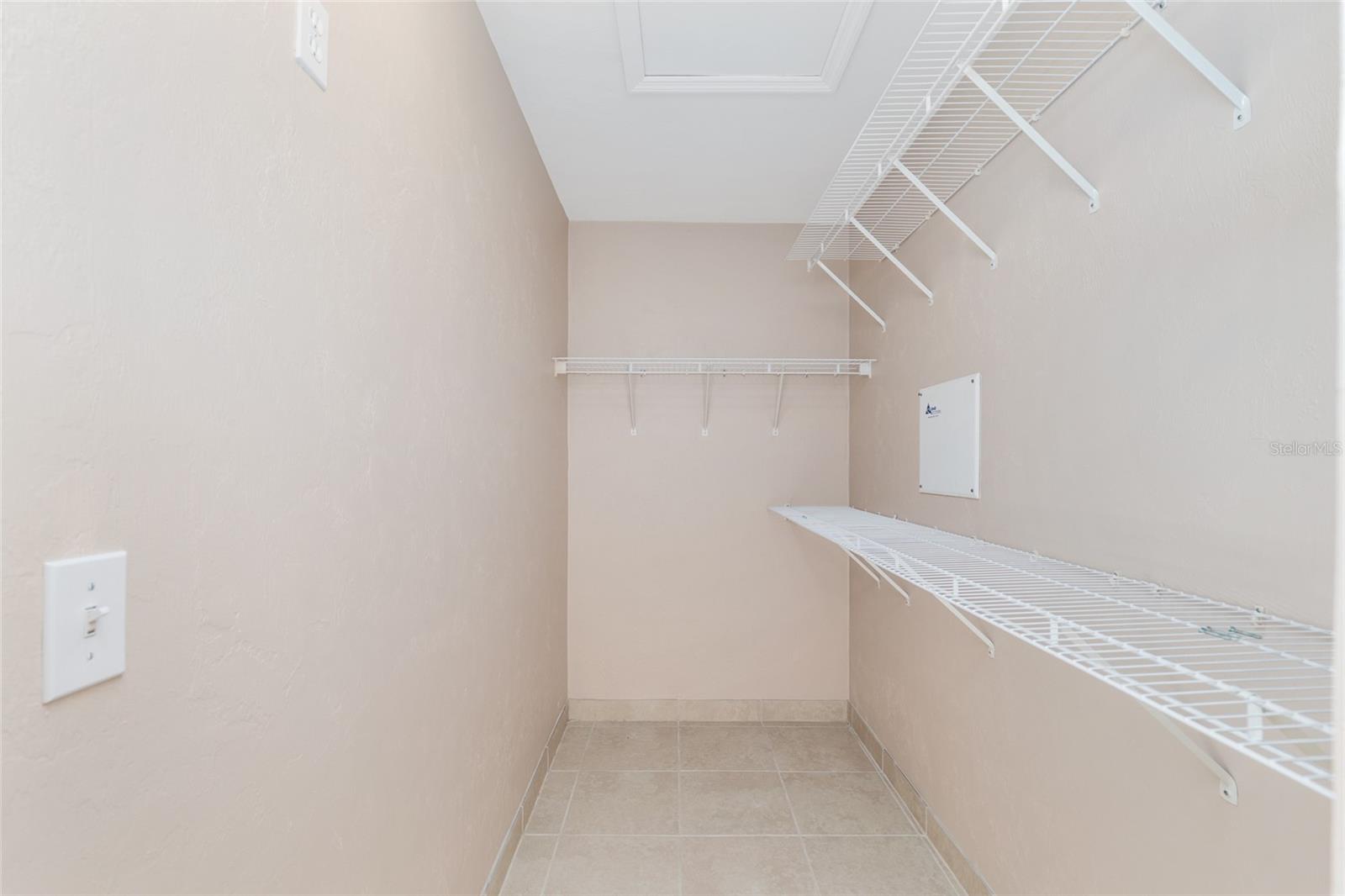 Image 15 of 38 For 2051 49th Avenue