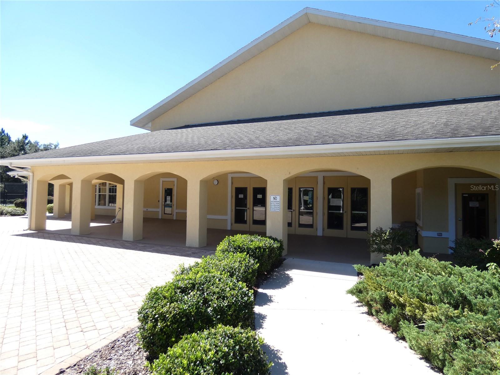 Image 32 of 38 For 2051 49th Avenue