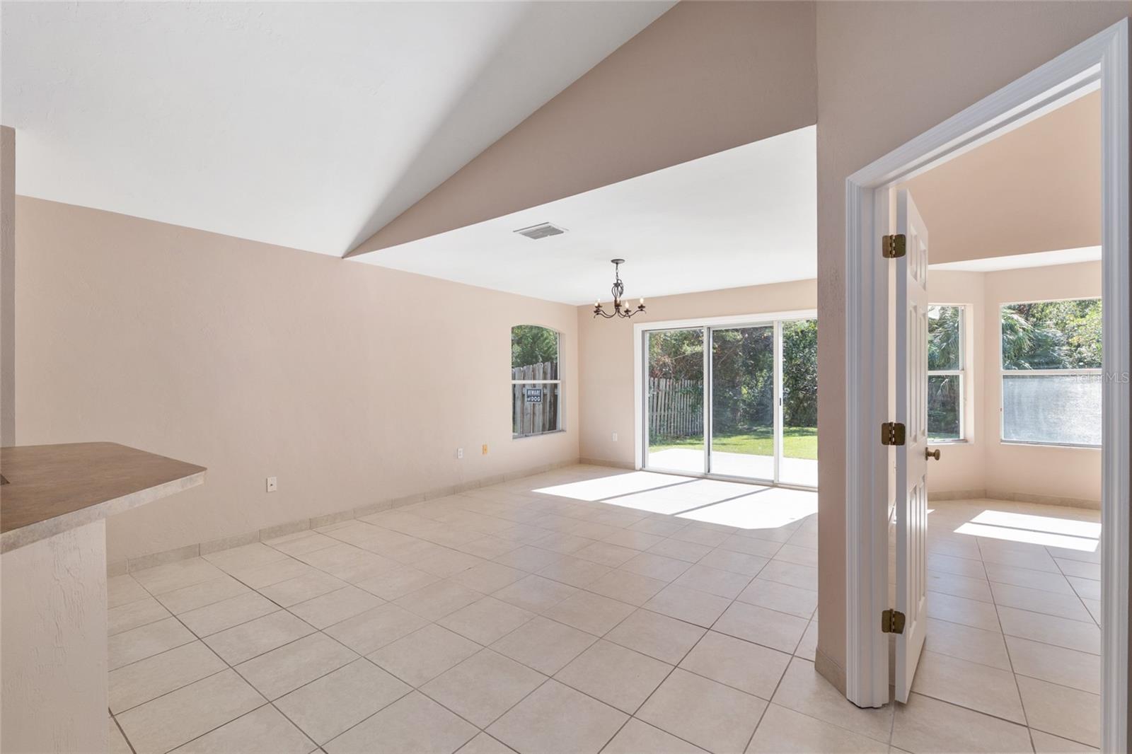 Image 4 of 38 For 2051 49th Avenue