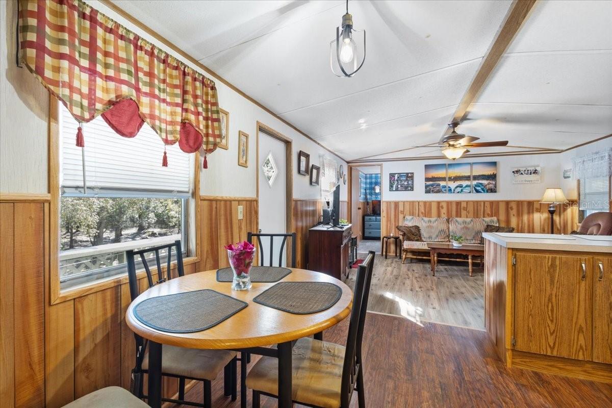 Image 11 of 39 For 7639 6th Street