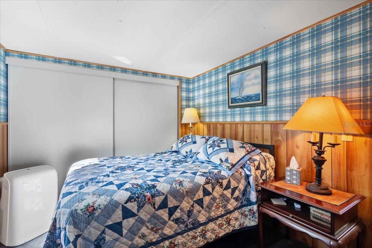 Image 17 of 39 For 7639 6th Street