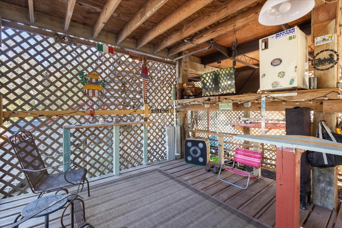 Image 21 of 39 For 7639 6th Street