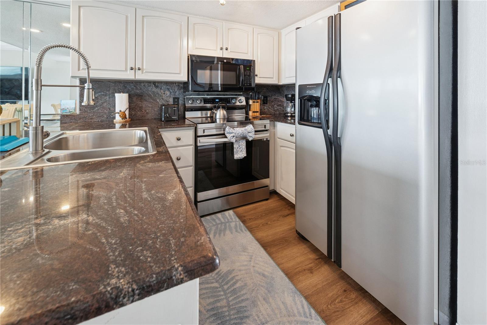 Image 34 of 59 For 7900 A1a S A214