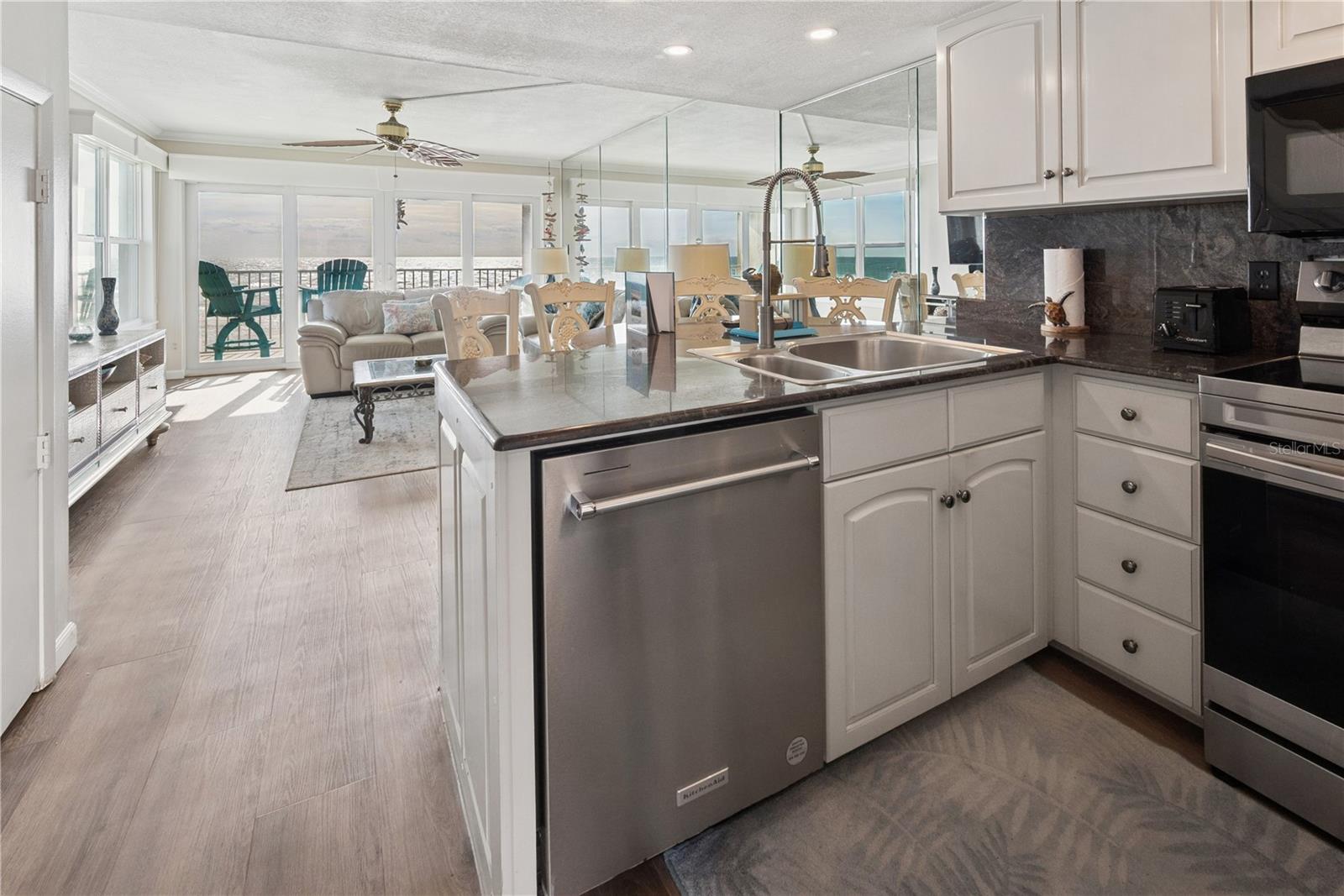 Image 35 of 59 For 7900 A1a S A214