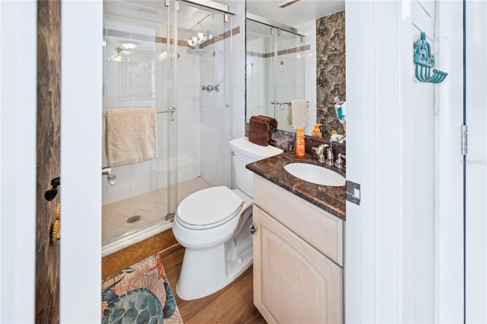 Image 54 of 59 For 7900 A1a S A214