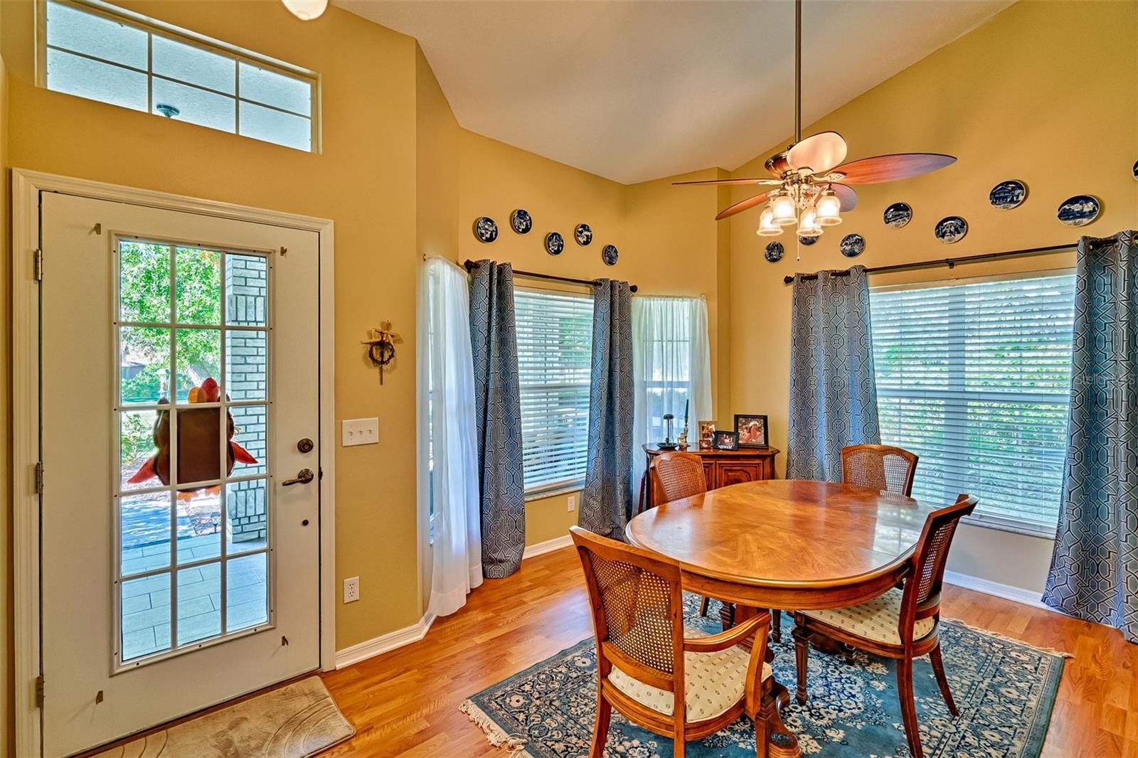 Image 4 of 39 For 19715 93rd Lane Road