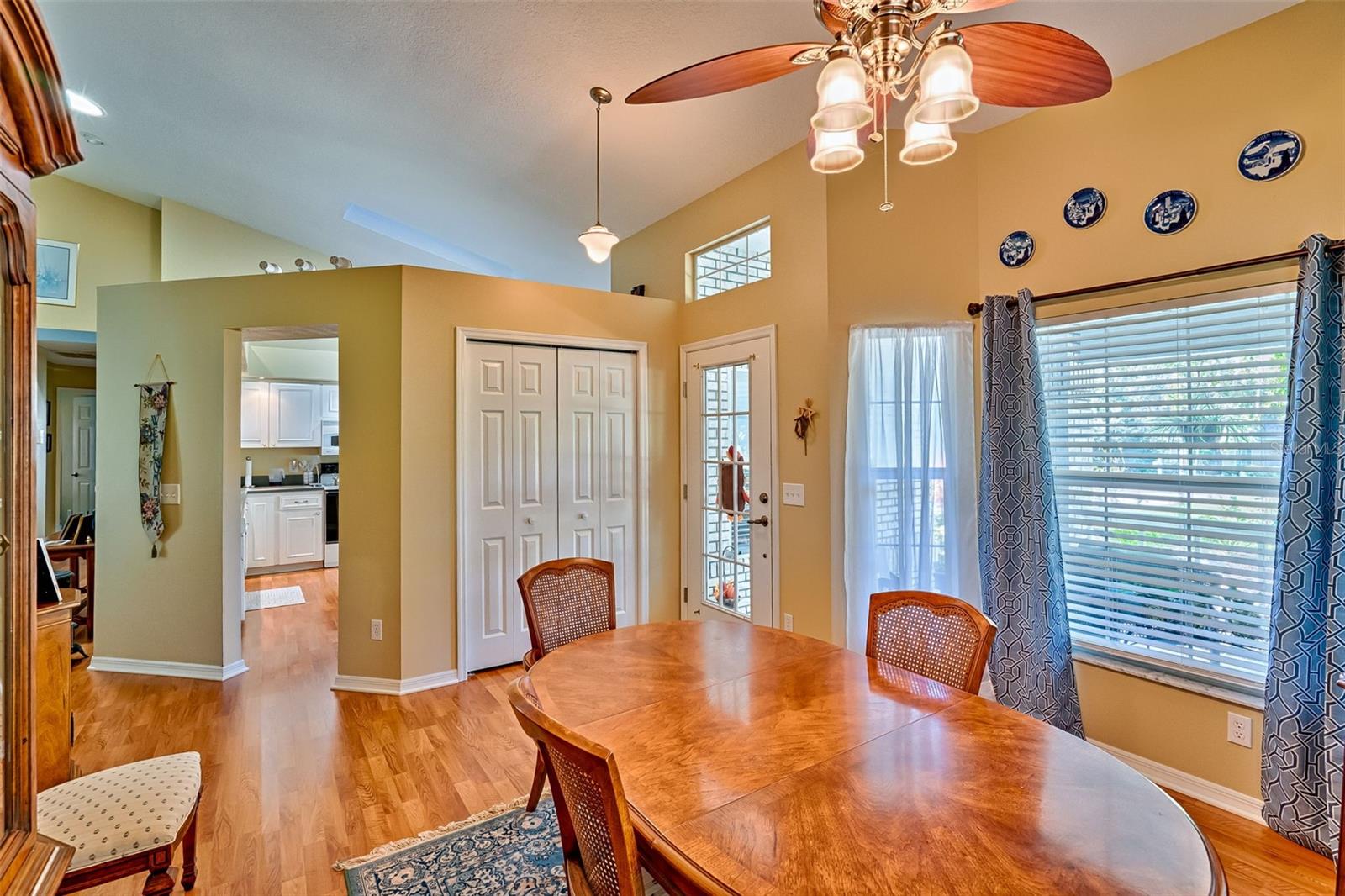 Image 5 of 39 For 19715 93rd Lane Road