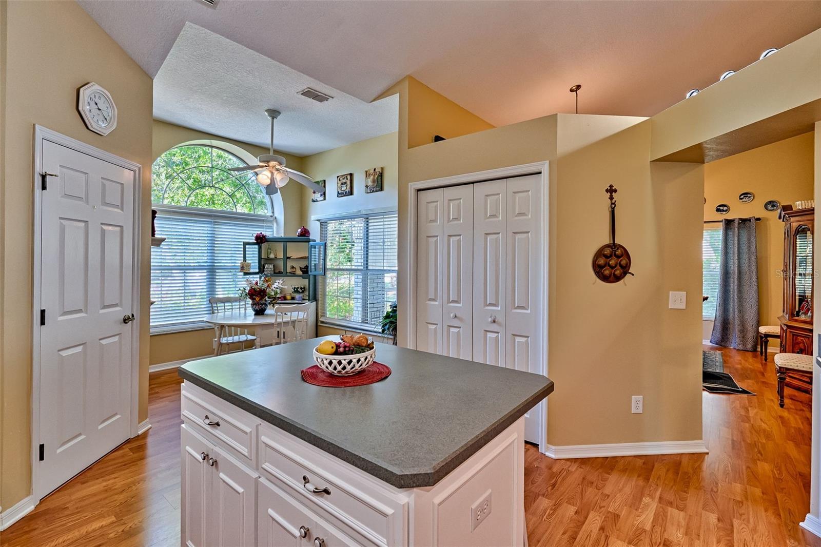 Image 7 of 39 For 19715 93rd Lane Road