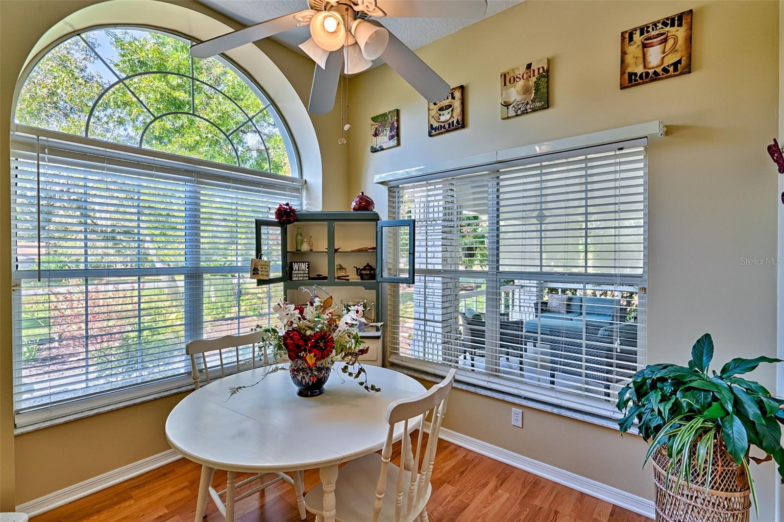 Image 9 of 39 For 19715 93rd Lane Road