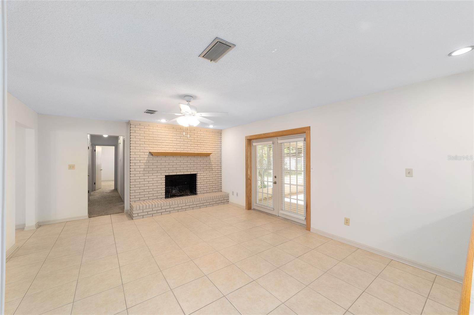 Image 8 of 23 For 3400 26th Terrace