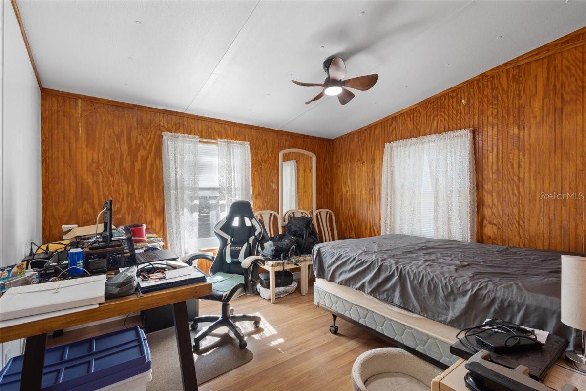 Image 17 of 36 For 1566 262nd Avenue