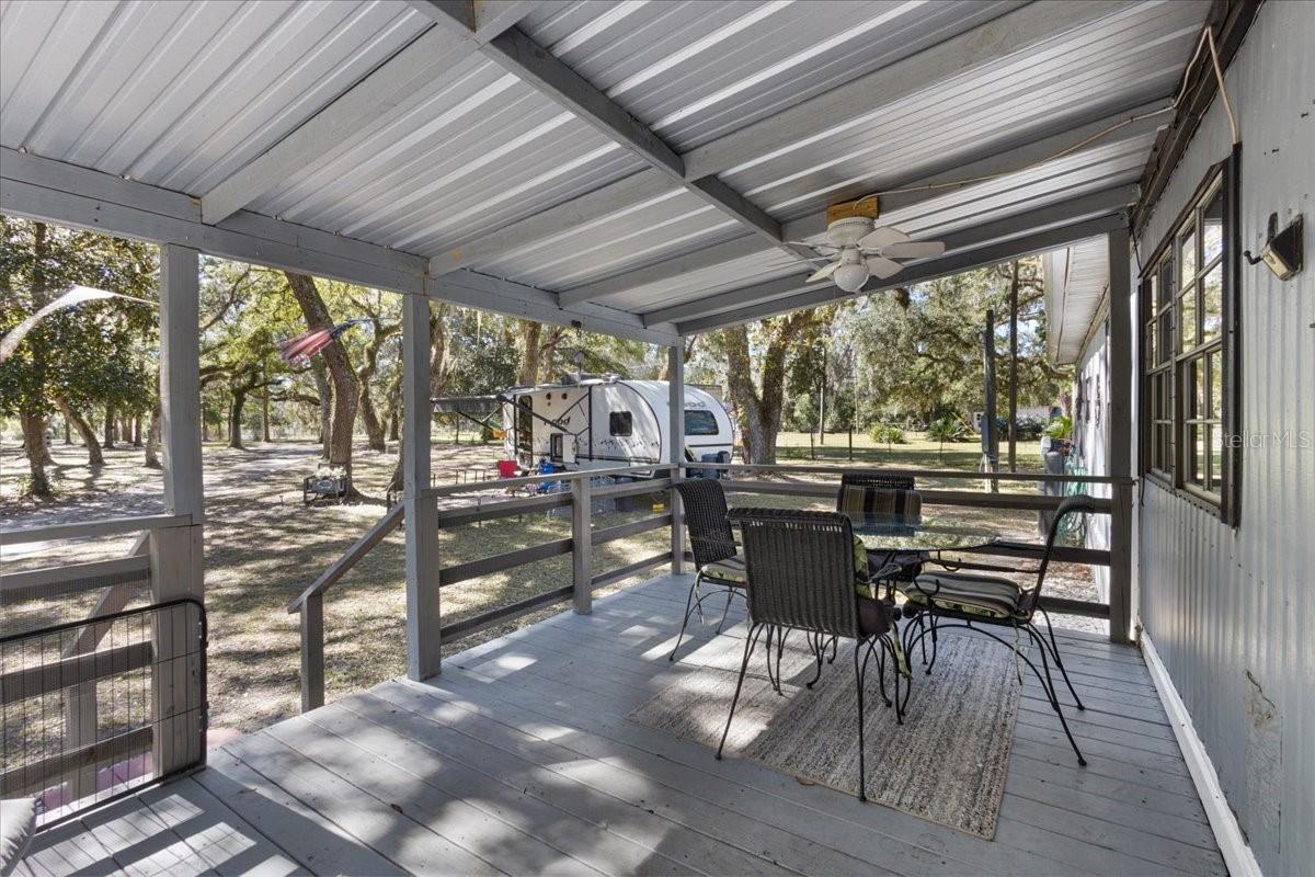 Image 18 of 41 For 966 818th Street