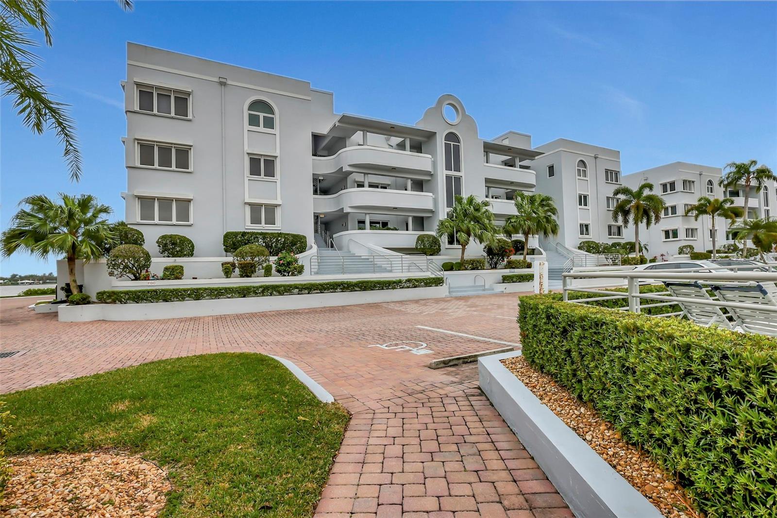 Image 47 of 56 For 1140 Chapman Way 401