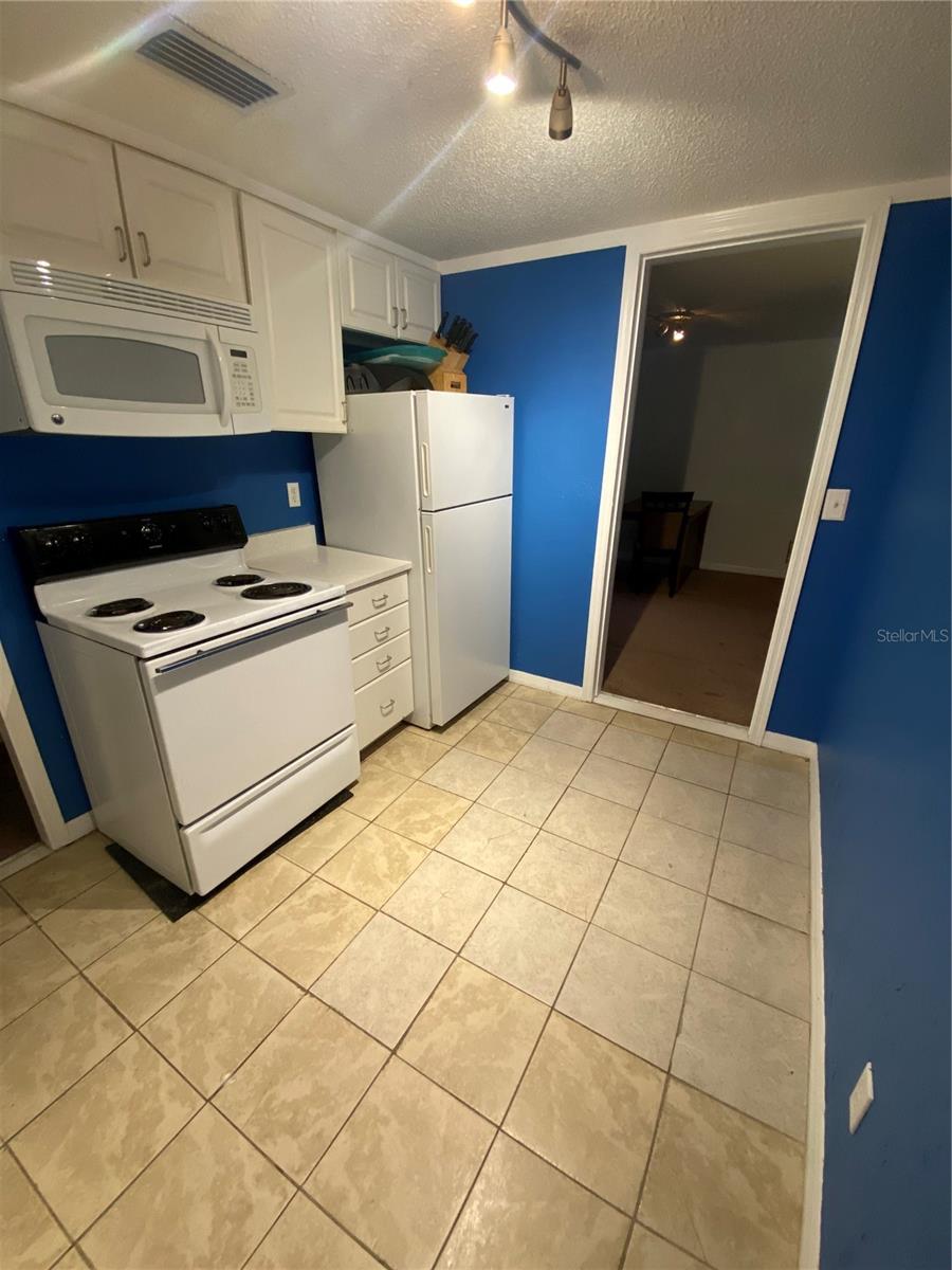 Image 4 of 11 For 2490 14th Drive 40