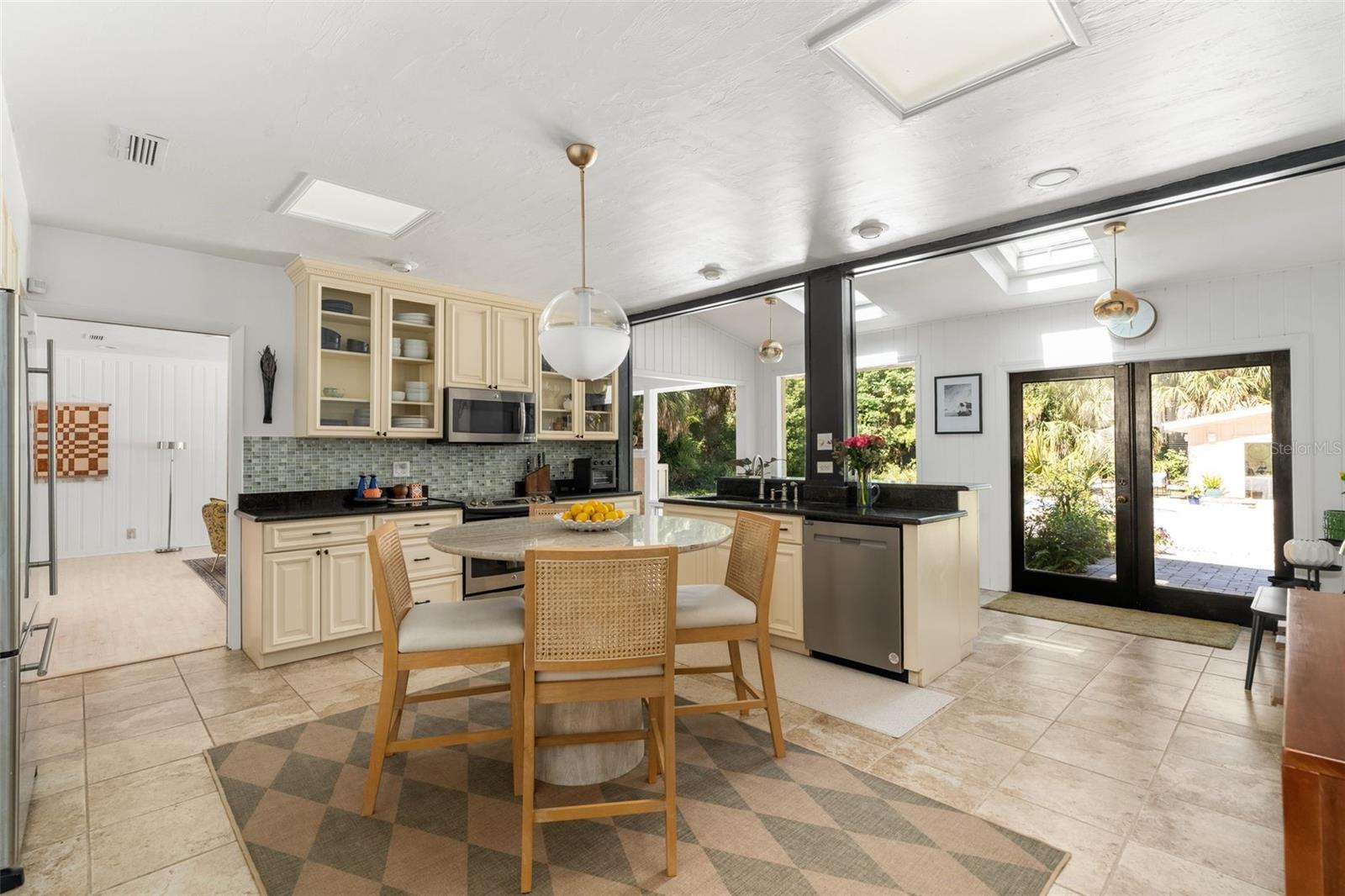 Image 18 of 50 For 1920 12th Road