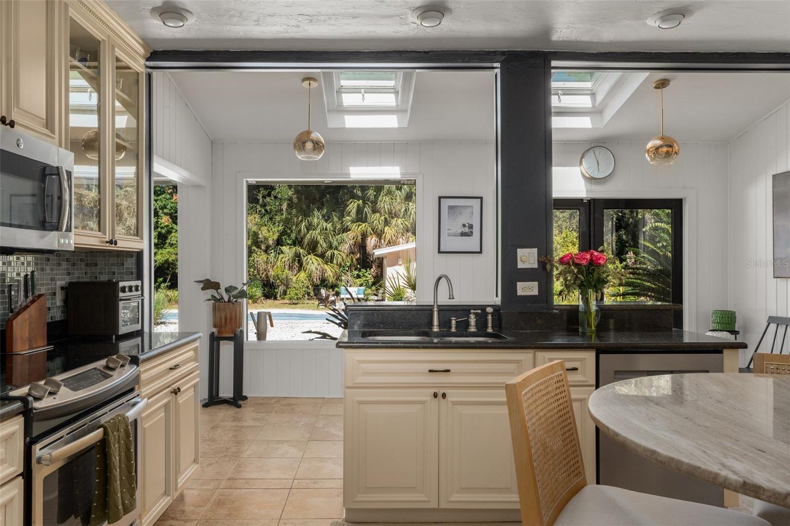 Image 22 of 50 For 1920 12th Road