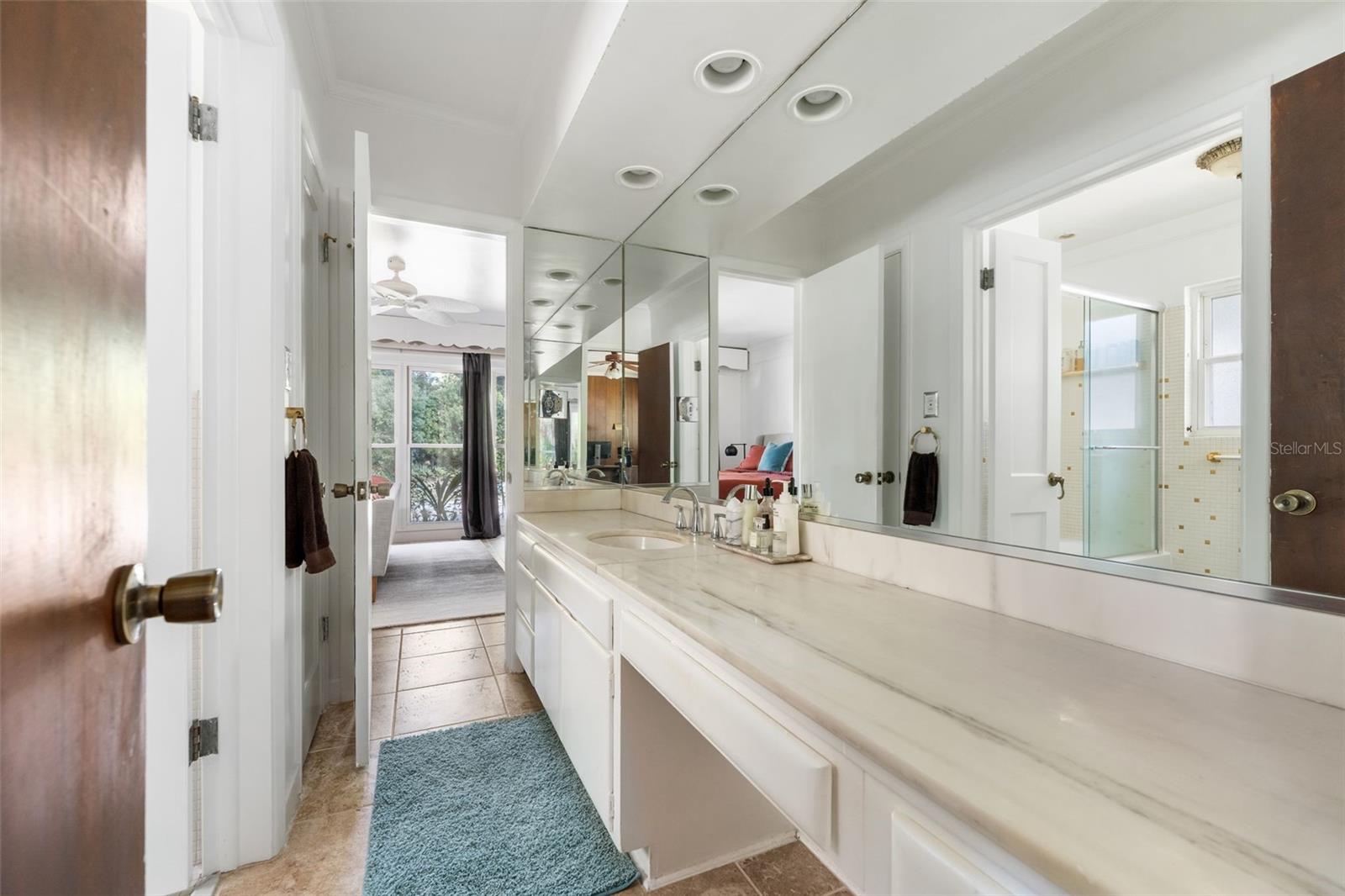 Image 30 of 50 For 1920 12th Road