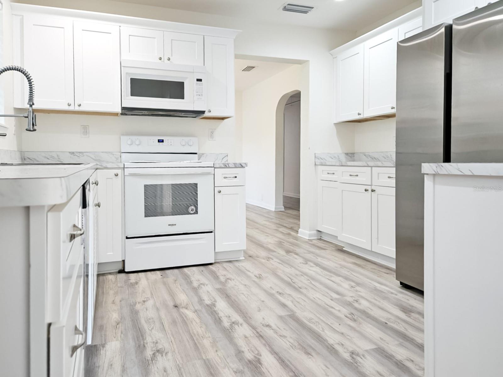 Image 11 of 34 For 518 27th Avenue