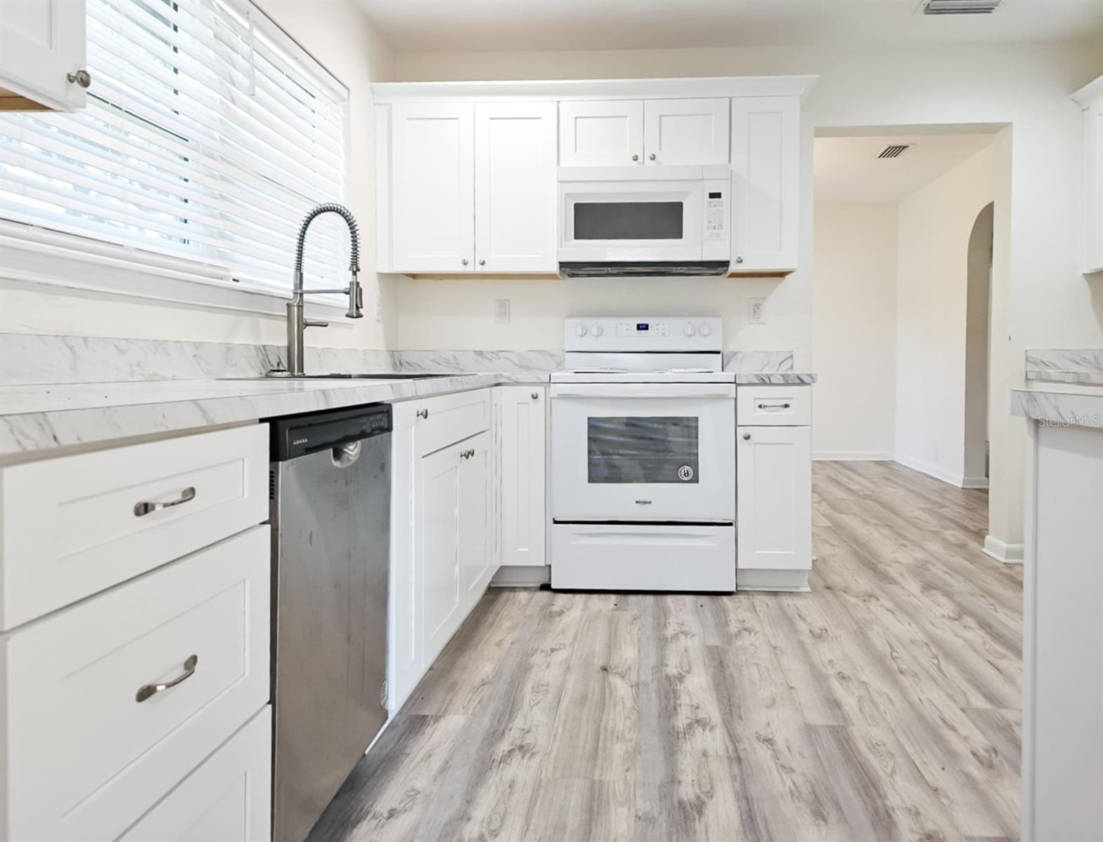 Image 12 of 34 For 518 27th Avenue