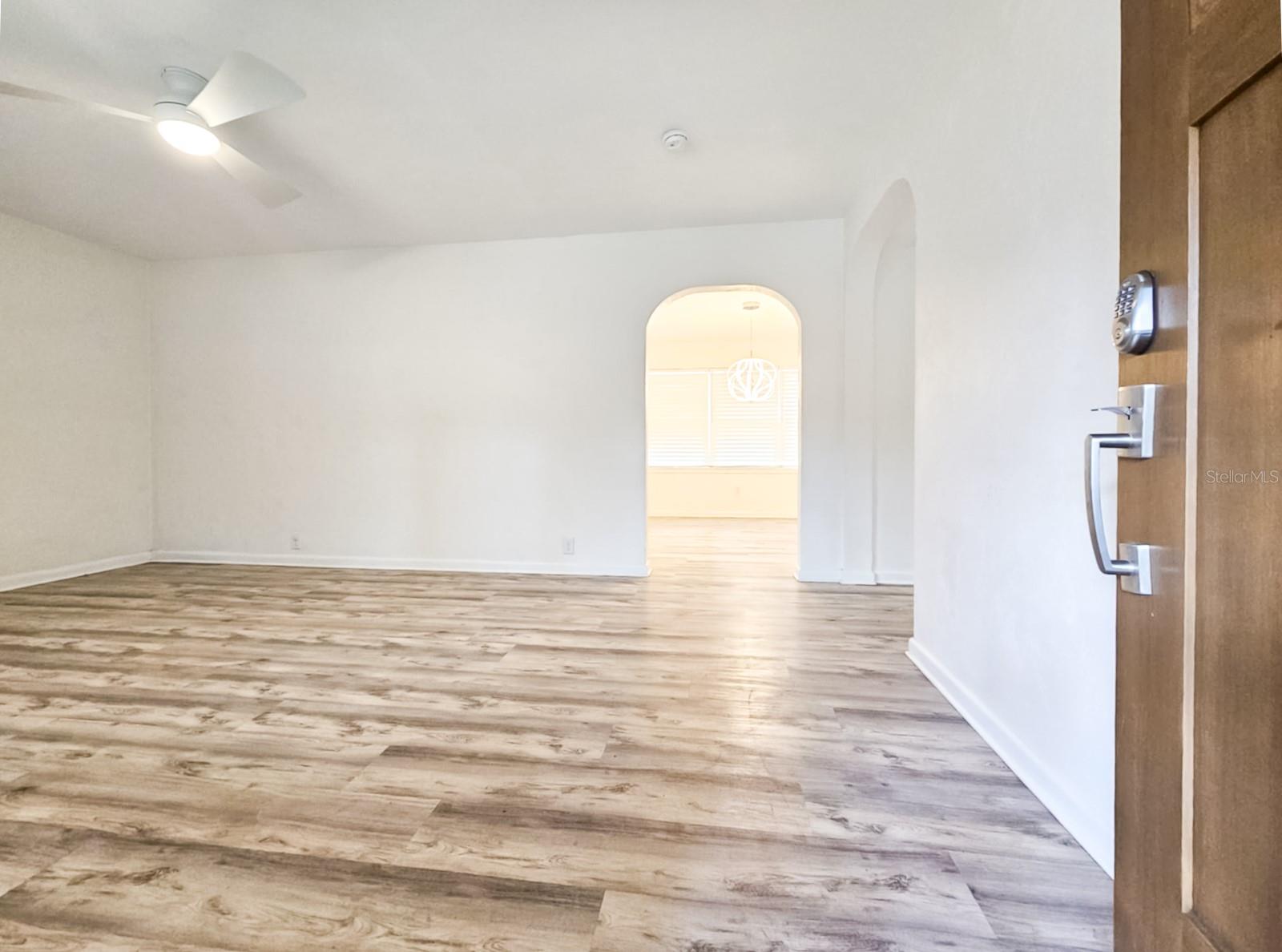 Image 3 of 34 For 518 27th Avenue