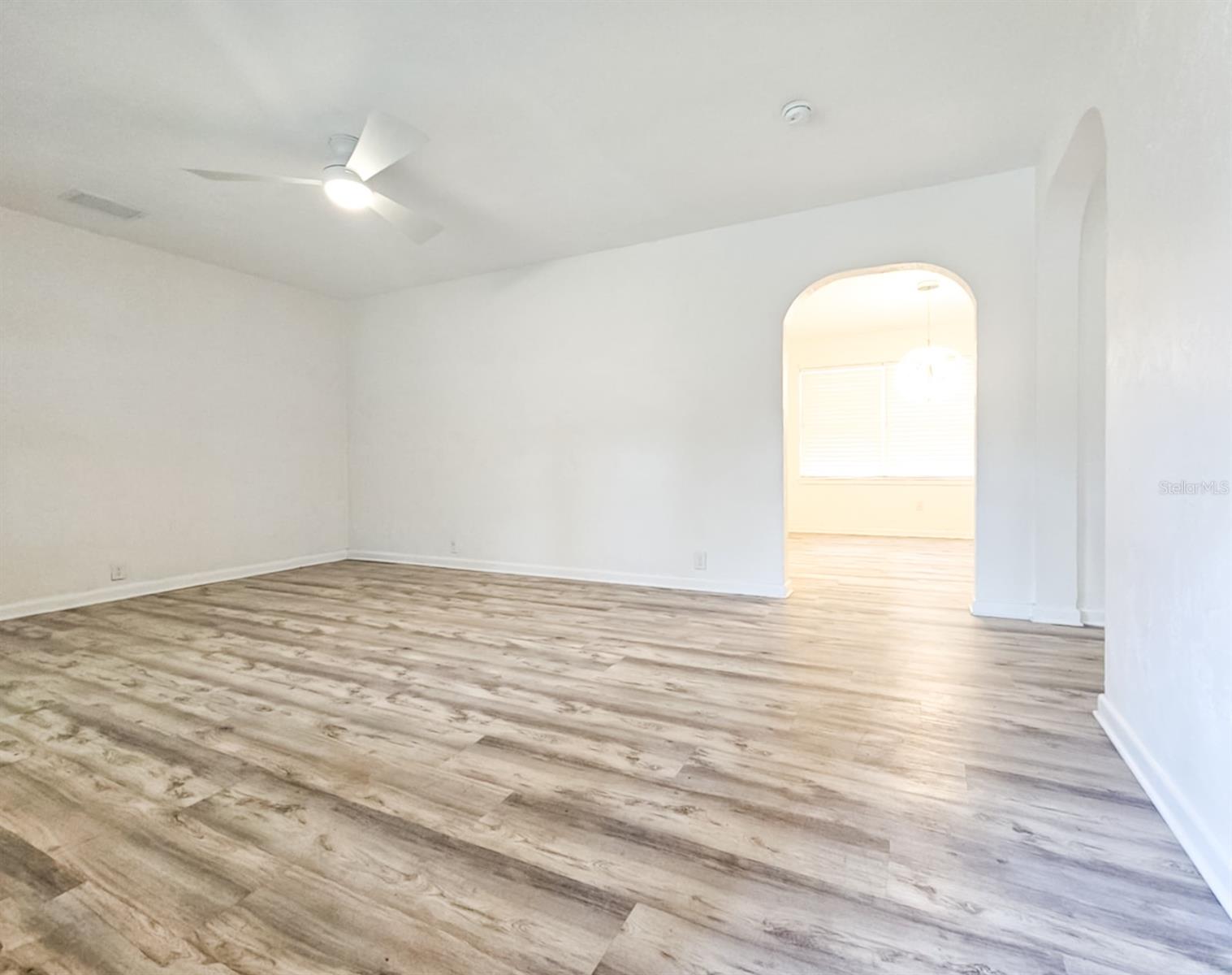 Image 4 of 34 For 518 27th Avenue