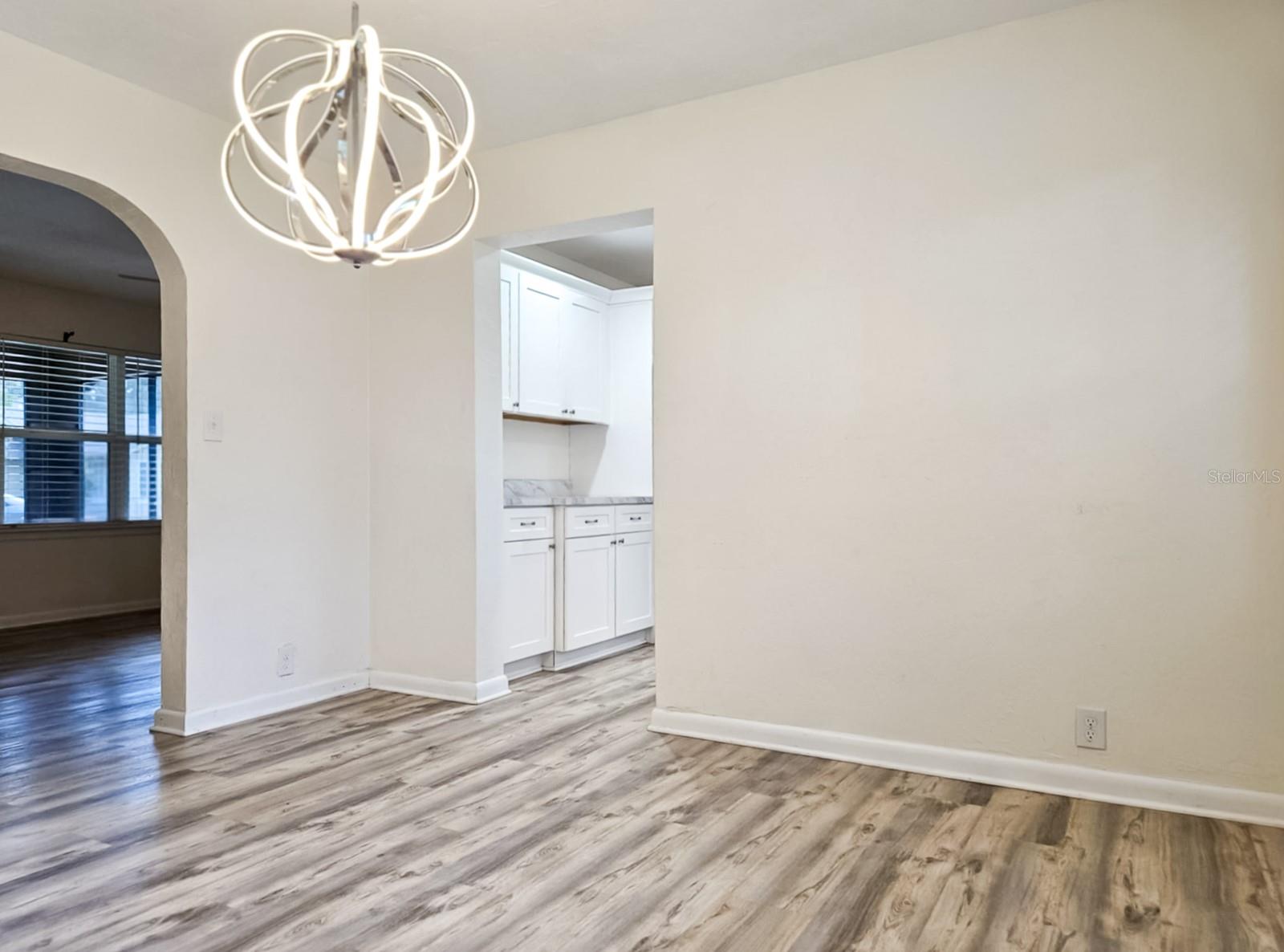 Image 9 of 34 For 518 27th Avenue