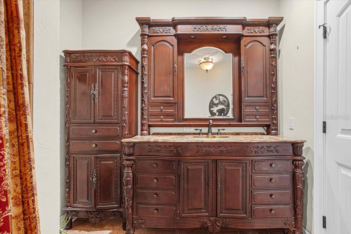 Listing photo id 40 for 4107 State Road 45