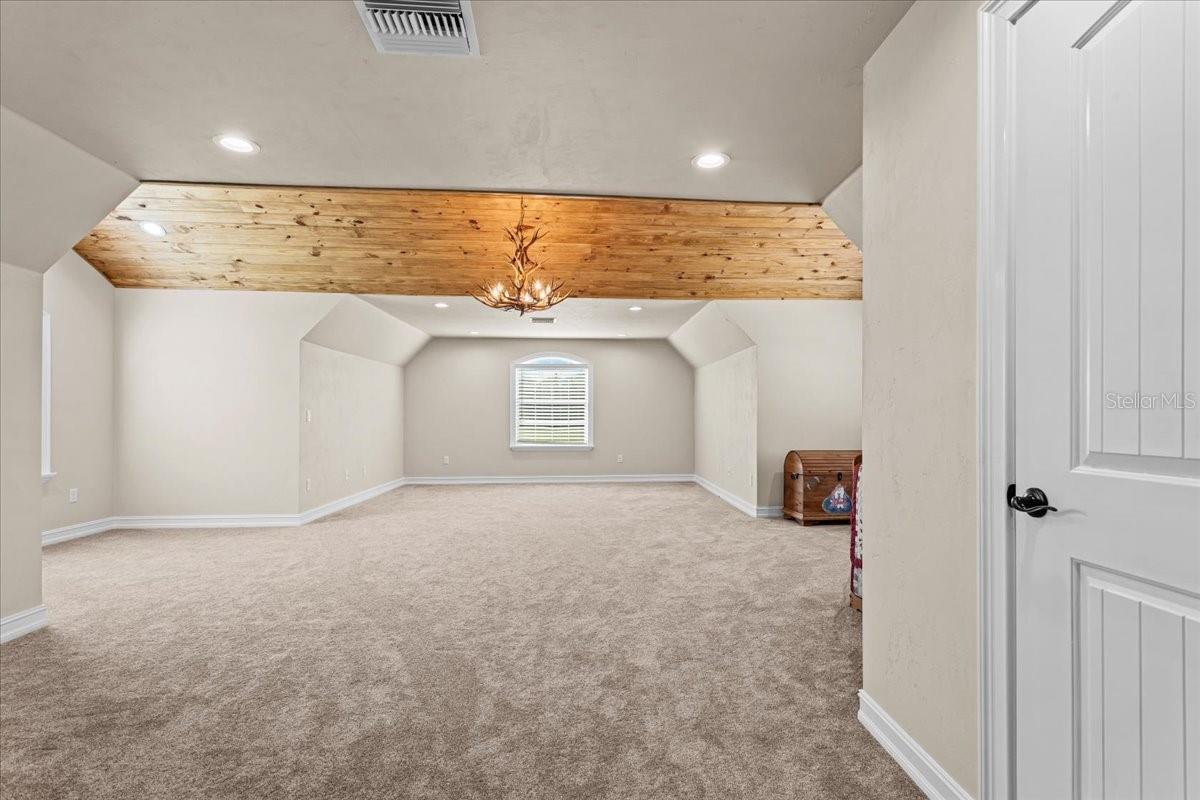 Listing photo id 47 for 4107 State Road 45