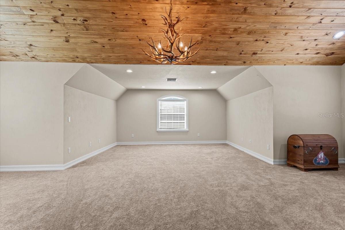 Listing photo id 48 for 4107 State Road 45